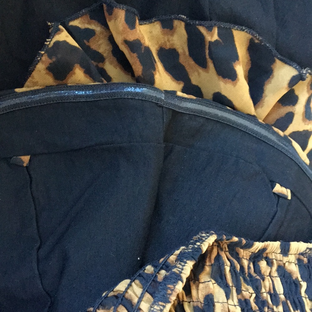 🎁GIFTED🎁 ENLIN Leopard Black Strapless Dress - Picture 2 of 8